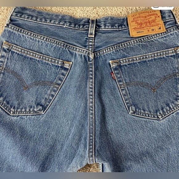 Vintage Levi’s 501 XX- Straight Leg Vintage button fly - made 09/2000 - Picture 8 of 10